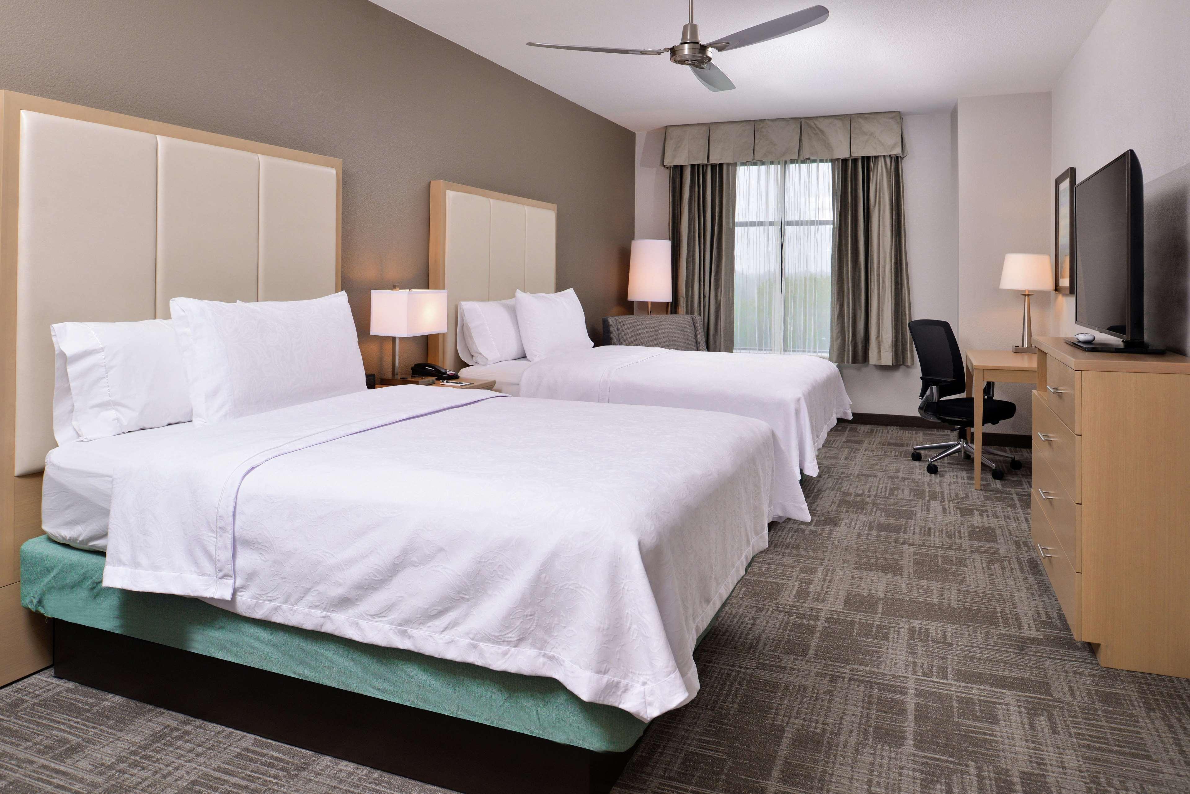 Homewood Suites Des Moines Airport Exterior photo