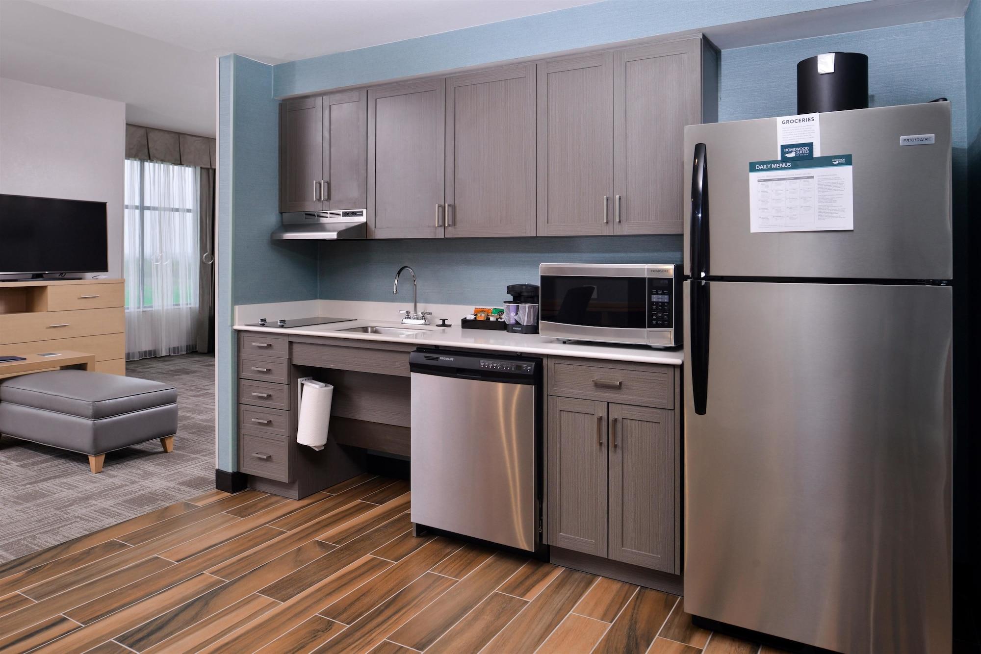 Homewood Suites Des Moines Airport Exterior photo
