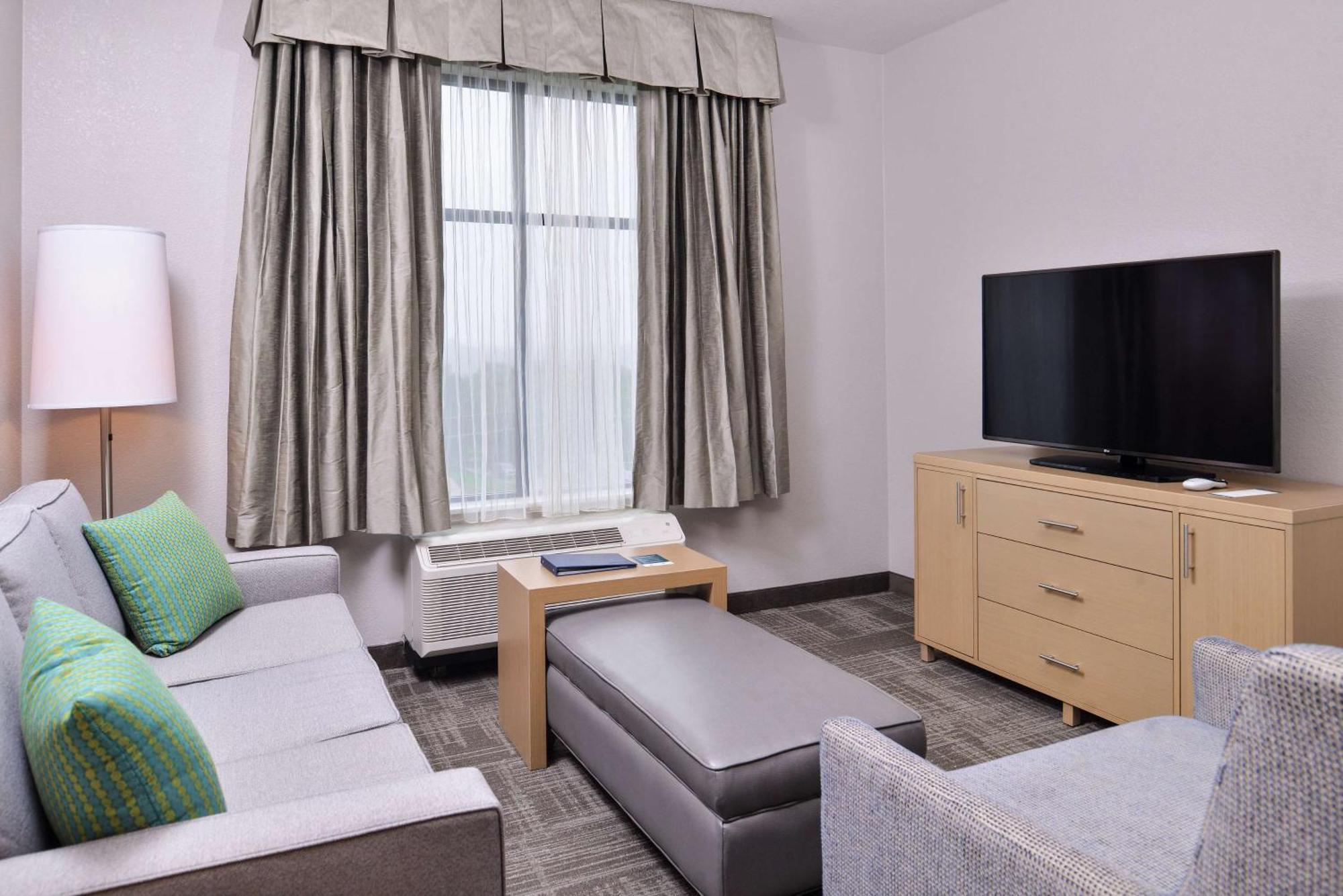 Homewood Suites Des Moines Airport Exterior photo