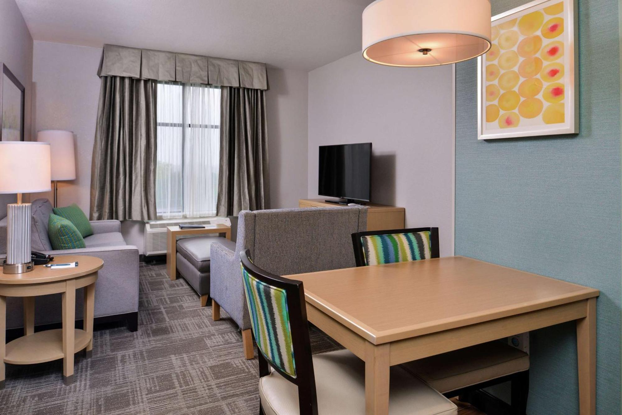 Homewood Suites Des Moines Airport Exterior photo