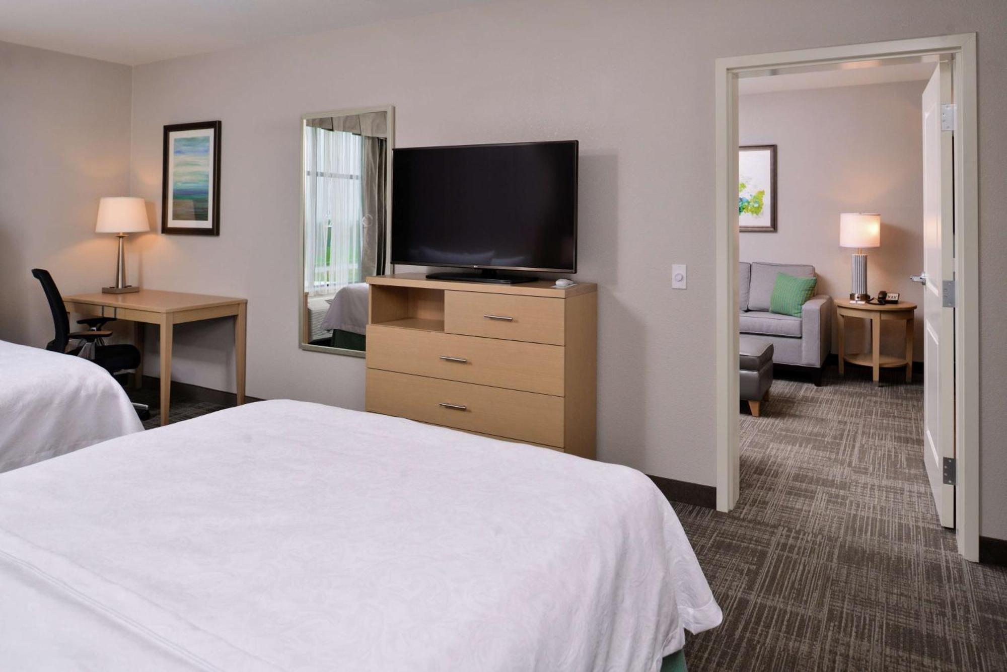 Homewood Suites Des Moines Airport Exterior photo